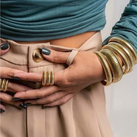 Flex Snake Chain Stretch Bracelet Set in Gold - Picture 4 of 5